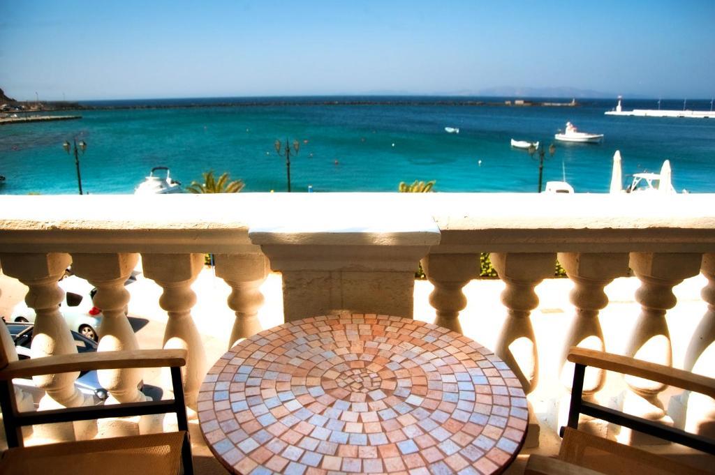 Avra Hotel Tinos ภายนอก รูปภาพ
